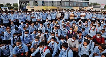 Hundreds of Ford India workers protest over planned plant closure 1 Hundreds of Ford India 1 1