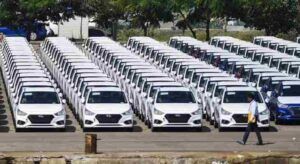 Mahindera mpassanger img 3 11zon