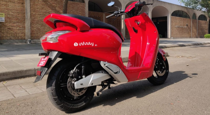  Shared mobility and EV company Bounce scooter