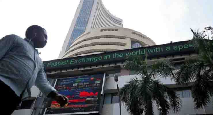 Vedant Fashions stock market