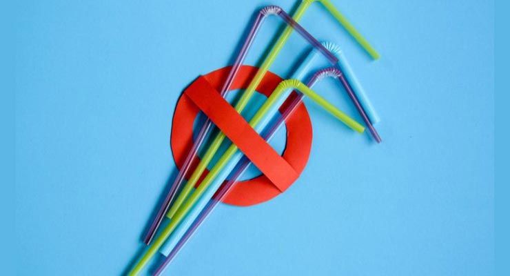 plastic straws 